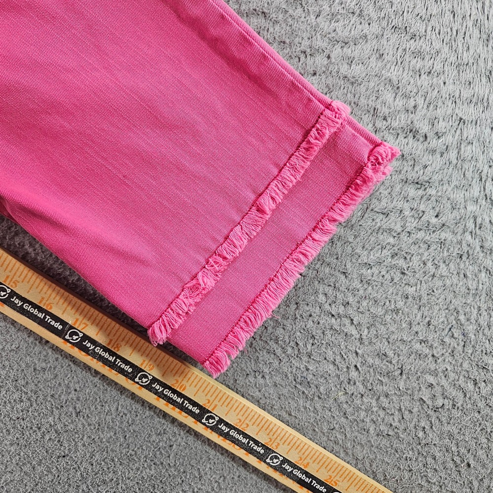 Chicos Perfect Stretch Girlfriend Slim Capri Pink Frayed Hem Pants 0.5 US 6 NEW - Picture 9 of 10